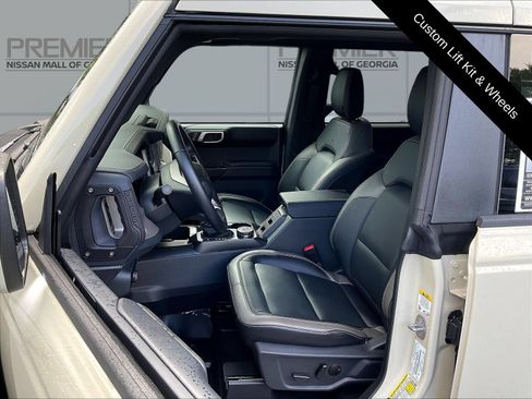 Used 2025 Ford Bronco Outer Banks AWD/4WD image 23