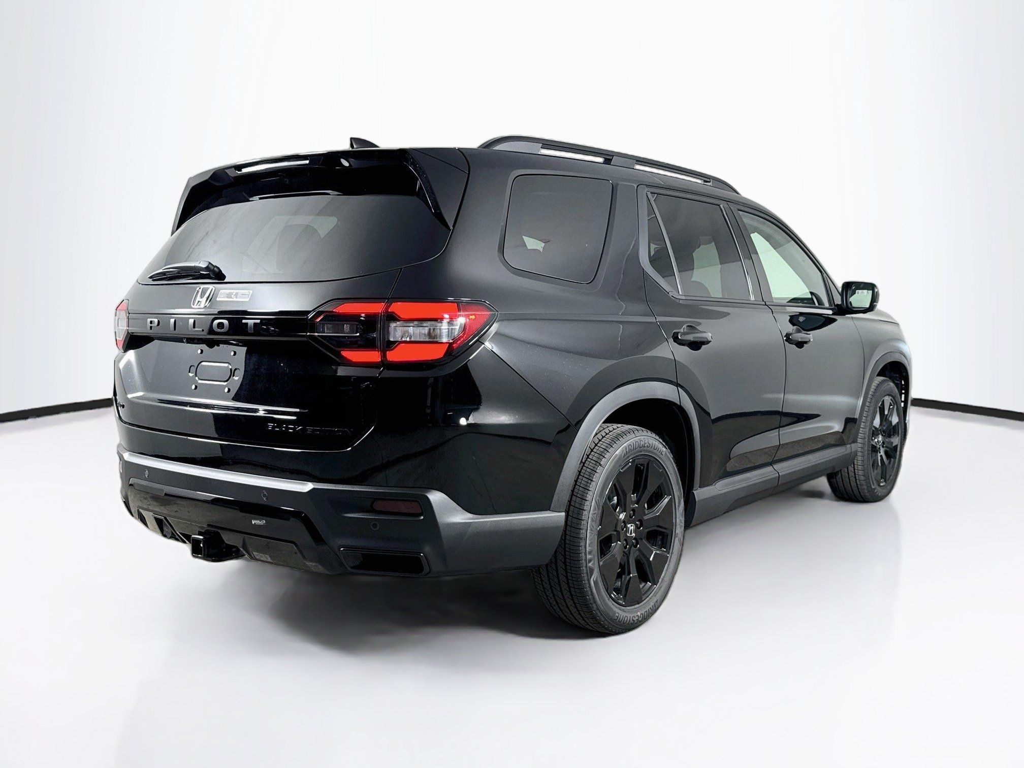 New 2026 Honda Pilot Black Edition image 34