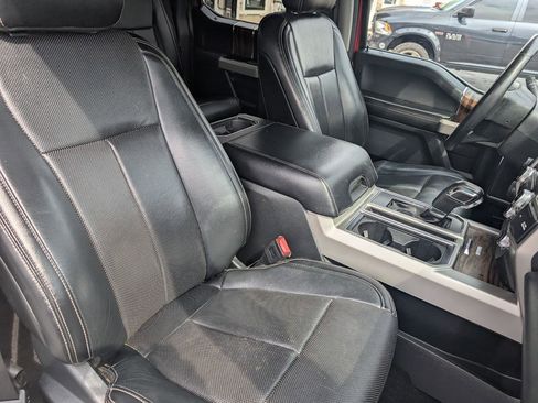 Used 2018 Ford F150 Lariat w/ Equipment Group 502A Luxury image 17