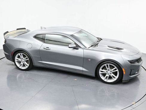 Used 2019 Chevrolet Camaro LT w/ RS Package image 33