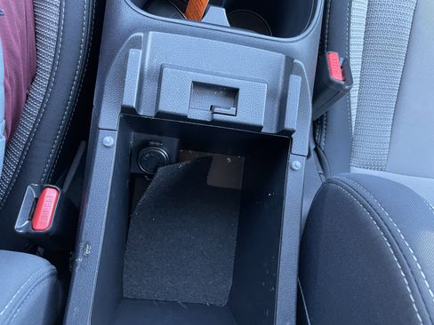 Used 2022 Subaru Outback Premium image 24