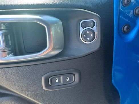 Used 2022 Jeep Wrangler Unlimited Sport AWD/4WD image 13