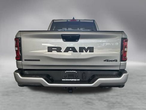 Used 2025 RAM 1500 Big Horn AWD/4WD image 35