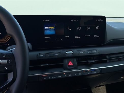 Certified 2025 Kia K4 image 16