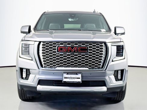 Used 2021 GMC Yukon XL Denali w/ Denali Premium Package RWD image 2