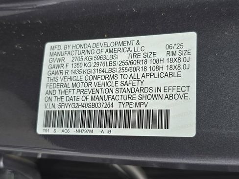 Used 2025 Honda Pilot EX-L image 34