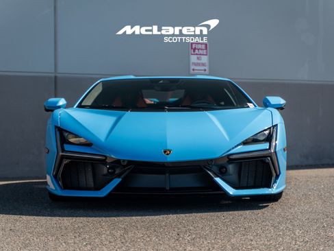 Used 2024 Lamborghini Revuelto AWD/4WD image 10