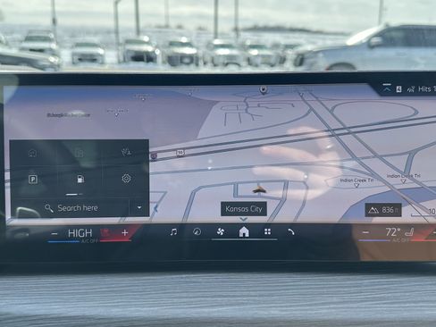 Used 2026 BMW 430i xDrive w/ M Sport Package image 23