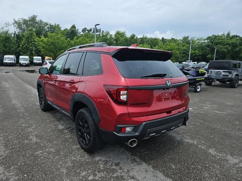 Used 2023 Honda Passport TrailSport image 5