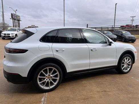 Used 2020 Porsche Cayenne image 5