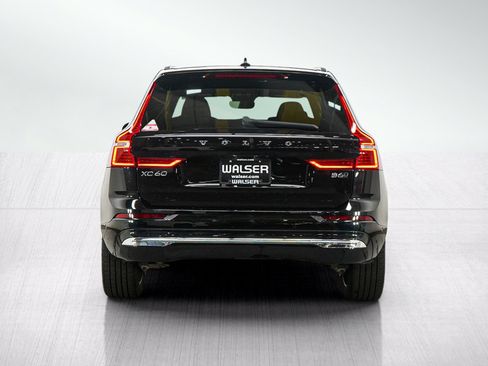 Used 2023 Volvo XC60 B6 Ultimate AWD/4WD image 5