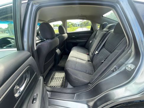 Used 2017 Nissan Altima 2.5 S w/ Power Driver Seat Package FWD image 24