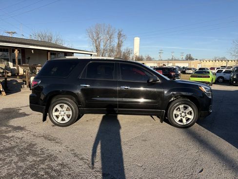 Used 2016 GMC Acadia SLE FWD image 2