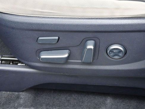 Used 2023 Hyundai Palisade Limited AWD/4WD image 16