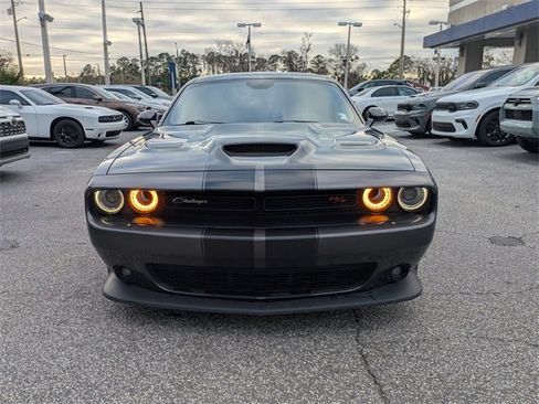 Used 2022 Dodge Challenger R/T Scat Pack image 9
