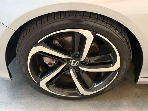 Used 2020 Honda Accord Sport image 13
