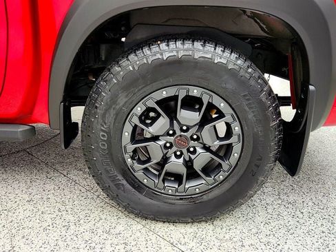 Used 2023 Nissan Frontier Pro-X w/ Pro-X Premium Package RWD image 9