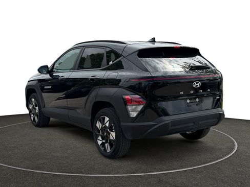 Certified 2025 Hyundai Kona SEL AWD/4WD image 3