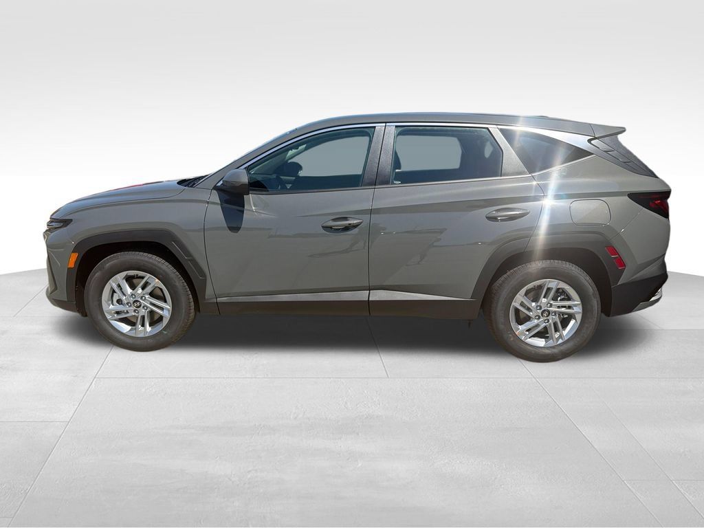 New 2026 Hyundai Tucson SE FWD image 2