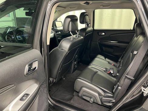 Used 2012 Dodge Journey Crew w/ Flexible Seating Group FWD image 9