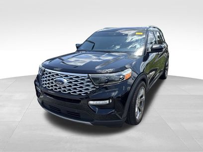 Certified 2020 Ford Explorer Platinum w/ Premium Technology Package