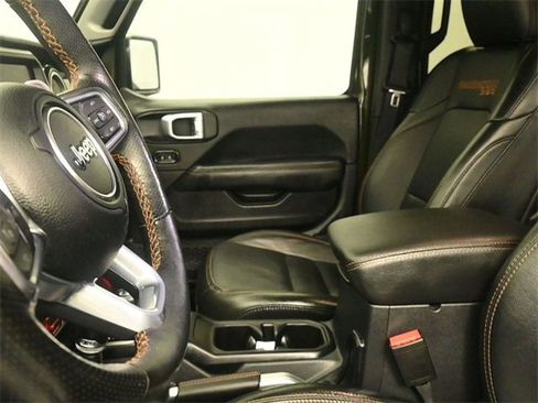 Used 2022 Jeep Wrangler Unlimited Rubicon w/ Xtreme Recon 35" Tire Package image 18