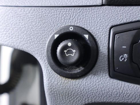 Used 2019 Ford Transit 250 148 Low Roof RWD image 11