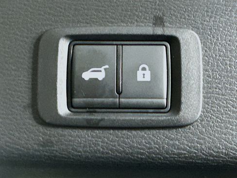 Used 2025 Mitsubishi Outlander SE FWD image 30