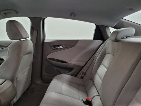 Used 2022 Chevrolet Malibu LS FWD image 18