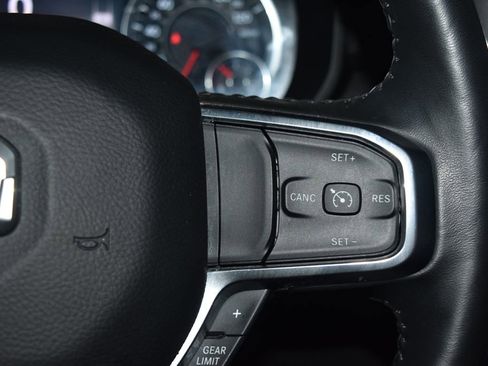 Used 2024 RAM 1500 Laramie image 10