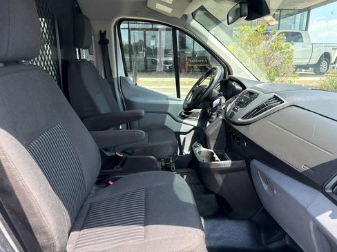 Used 2018 Ford Transit 250 130 Low Roof w/ Exterior Upgrade Package RWD image 18