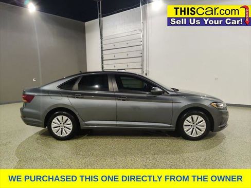 Used 2019 Volkswagen Jetta S w/ Driver Assistance Package FWD image 9
