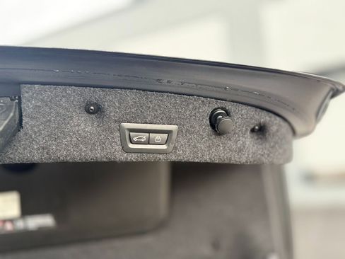 Used 2014 BMW 535d xDrive image 37