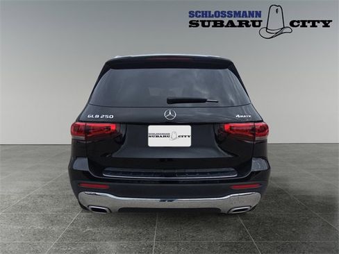 Used 2020 Mercedes-Benz GLB 250 4MATIC image 8