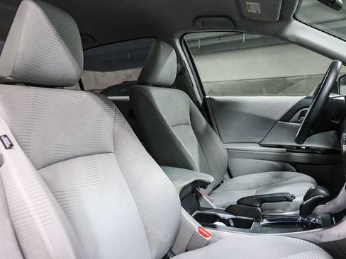Used 2014 Honda Accord LX image 16
