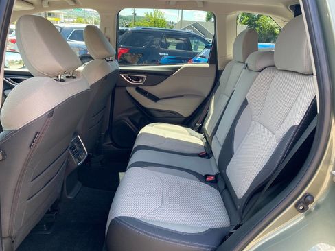Used 2020 Subaru Forester Premium AWD/4WD image 22