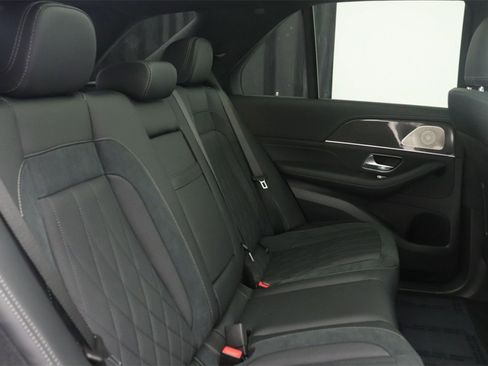 New 2026 Mercedes-Benz GLE 63 AMG S image 10