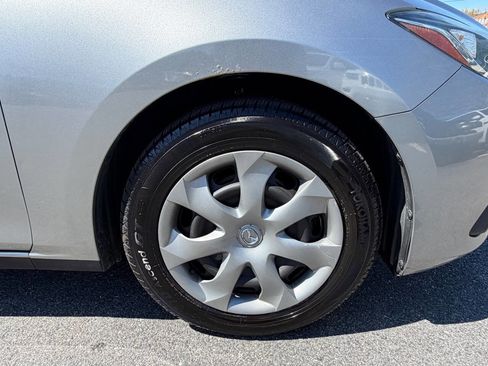 Used 2015 MAZDA MAZDA3 i Sport image 16