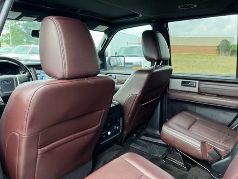 Used 2017 Ford Expedition Platinum AWD/4WD image 15