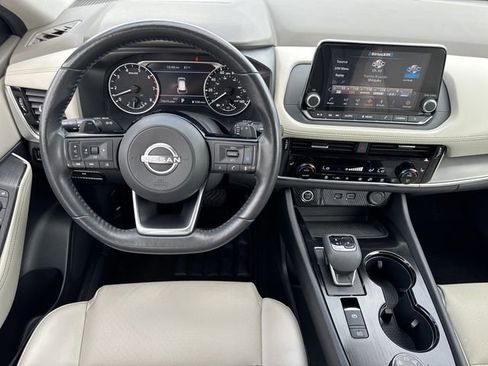 Used 2022 Nissan Rogue SV w/ SV Premium Package AWD/4WD image 15