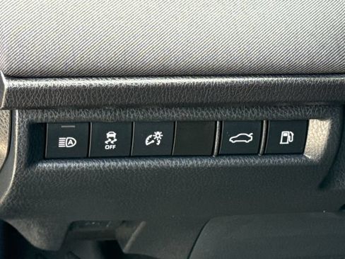 Used 2026 Toyota Camry LE w/ Convenience Package FWD image 21