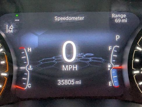 Used 2022 Jeep Compass Limited image 11