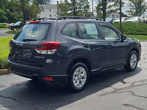 Used 2022 Subaru Forester AWD/4WD image 2