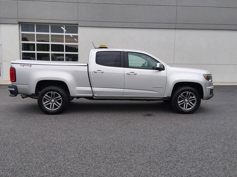 Used 2019 Chevrolet Colorado W/T w/ Custom Special Edition AWD/4WD image 3