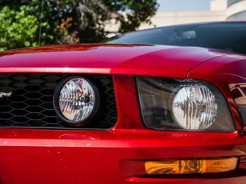 Used 2007 Ford Mustang GT Premium image 45