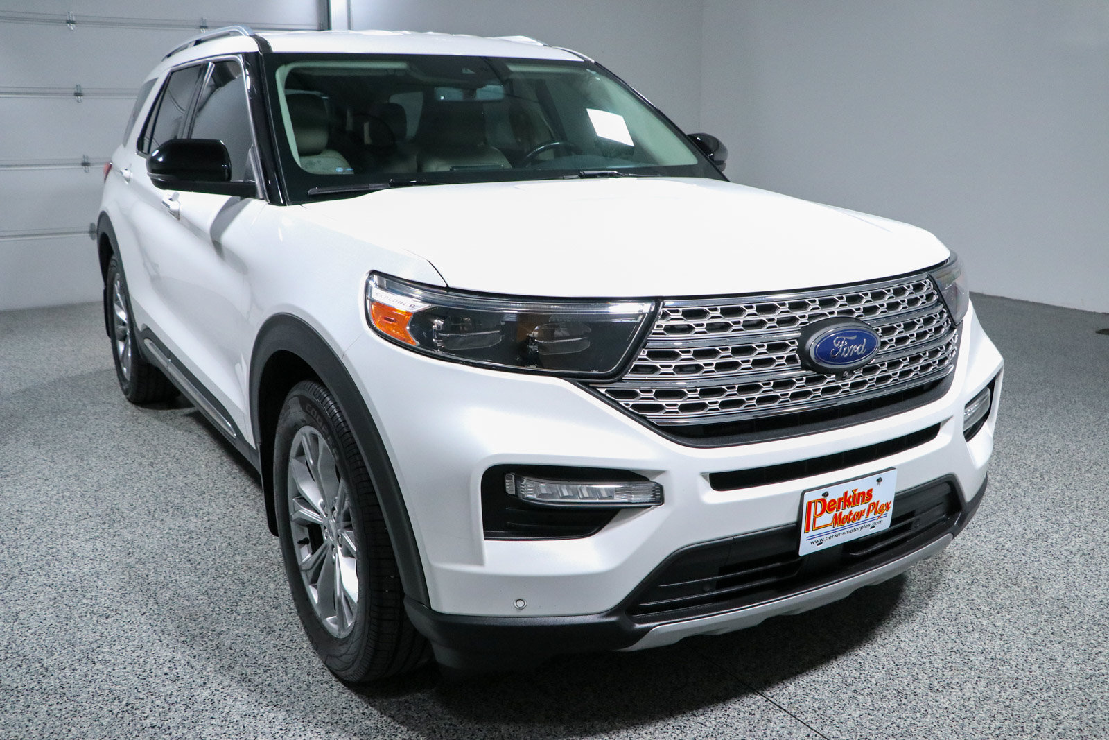 Used 2020 Ford Explorer Limited RWD image 5
