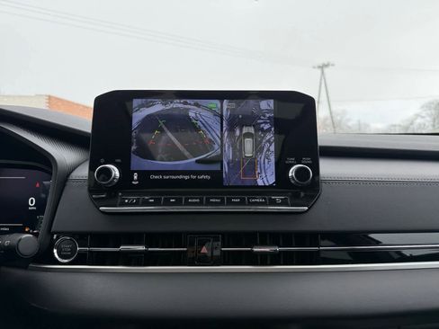 Used 2024 Mitsubishi Outlander SE image 21