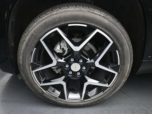Used 2026 Chevrolet Traverse High Country w/ LPO, Floor Liner Package AWD/4WD image 11
