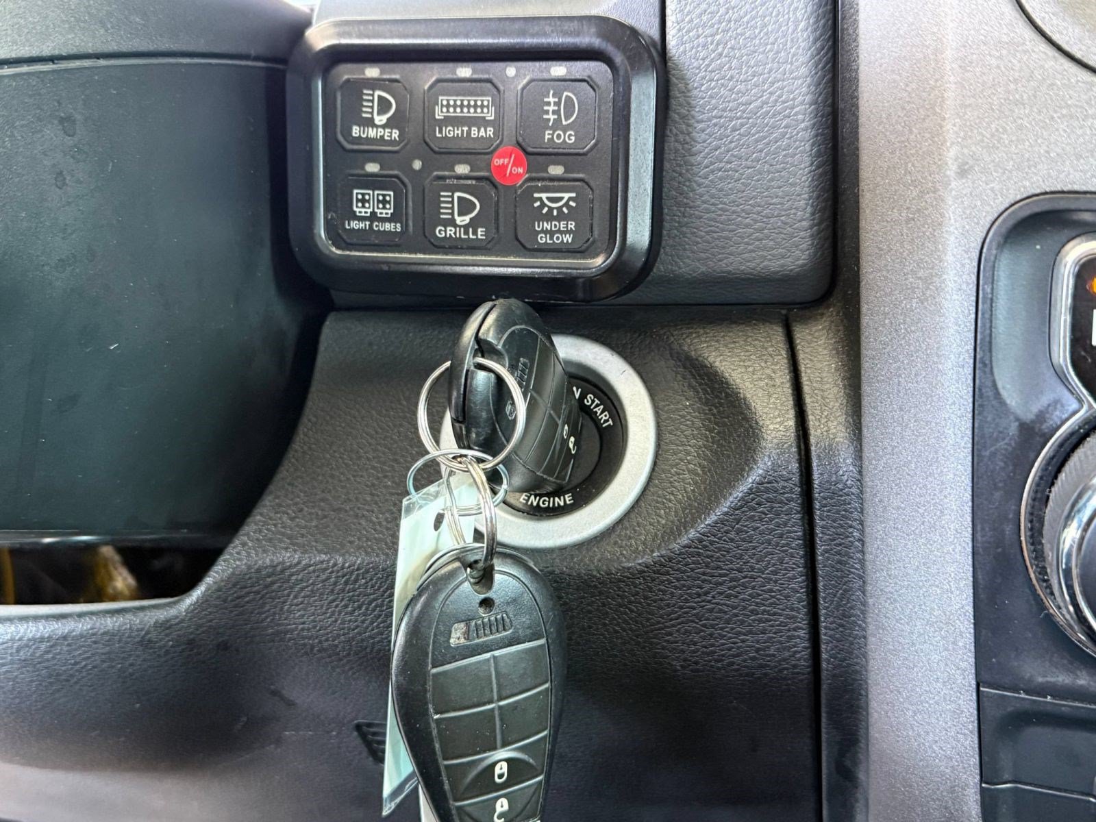 Used 2020 RAM 1500 Tradesman w/ Tradesman SXT Package AWD/4WD image 31