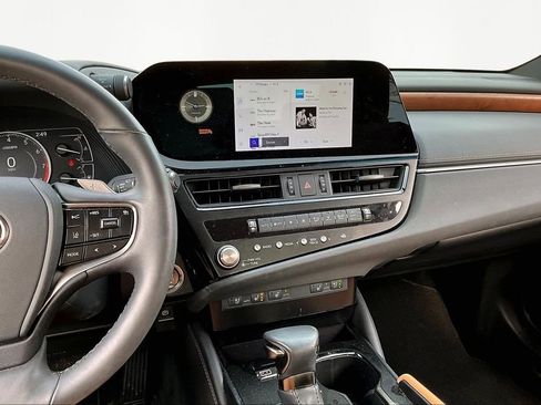 Used 2024 Lexus ES 350 w/ Premium Package image 9